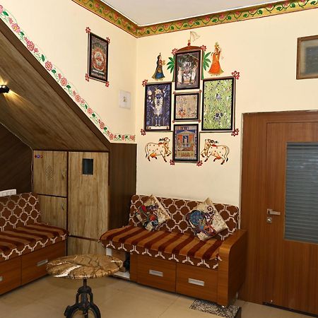 Hotel Suncity By Sharnam Nāthdwāra Εξωτερικό φωτογραφία
